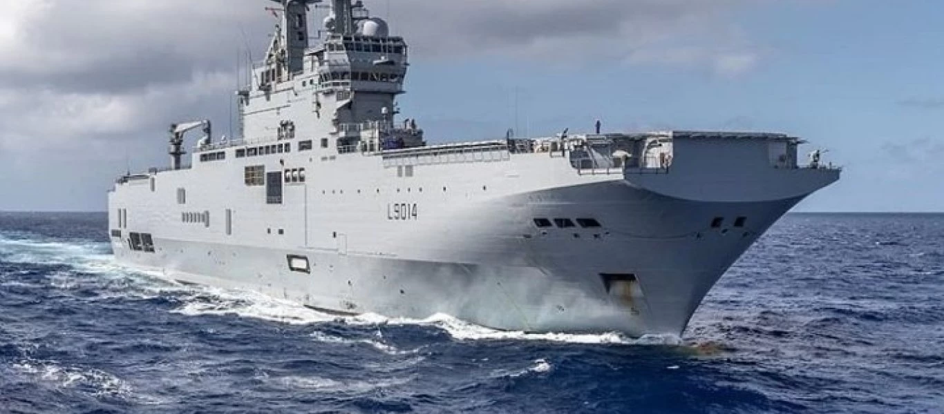 Ελικοπτεροφόρο στον Λίβανο στέλνει το γαλλικό ναυτικό